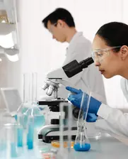 Image of medical researchers at a lab