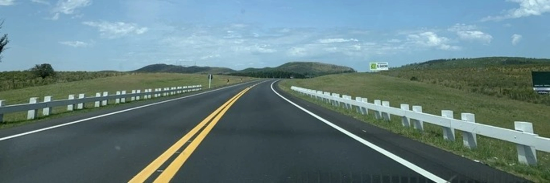 Road in Uruguay banner