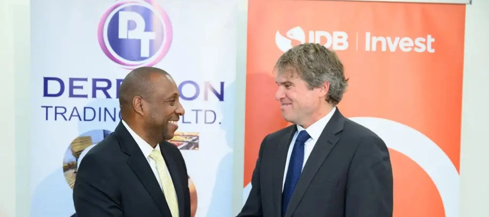Derrimon and IDB Invests CEOs shaking hands